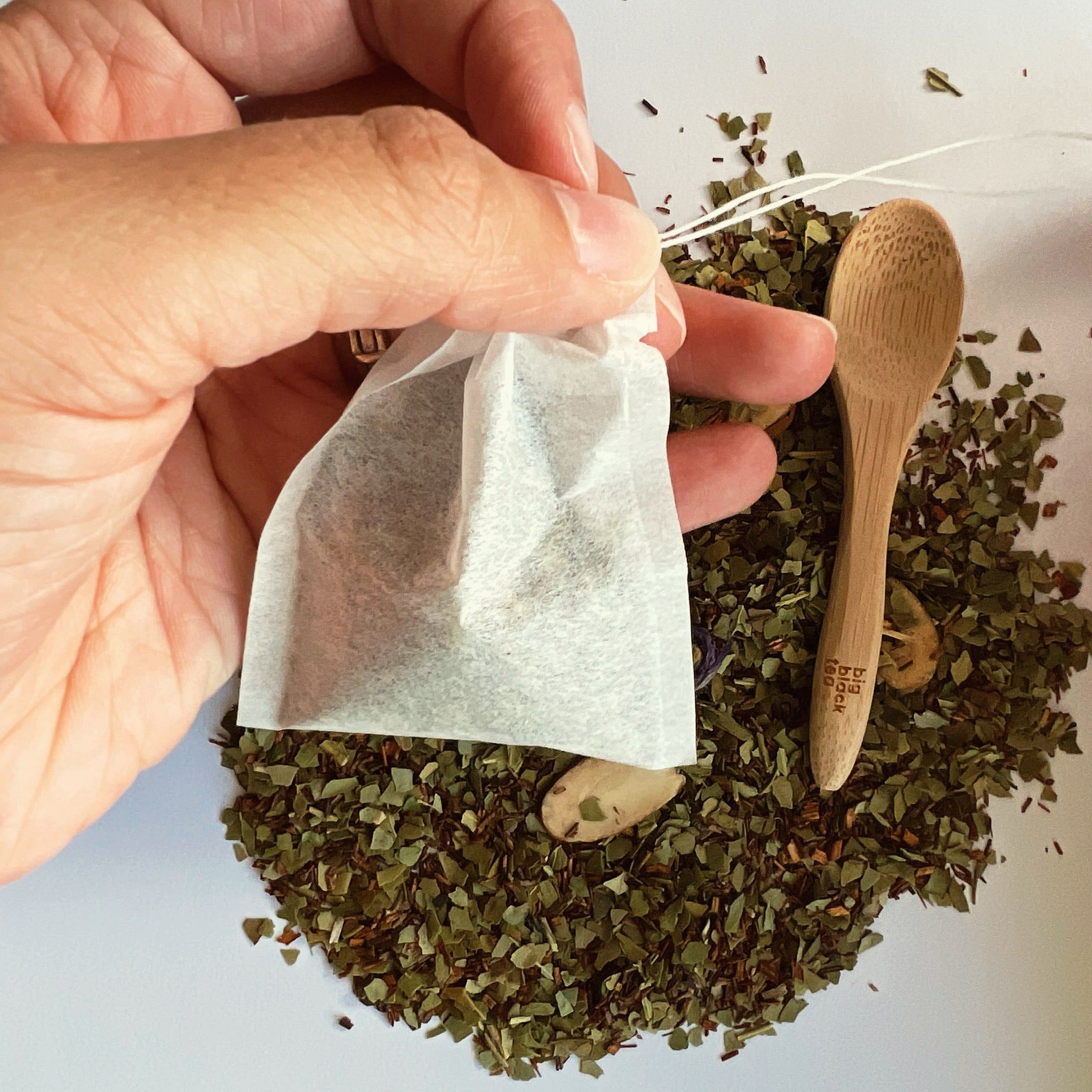 Big Black Tea: Molten Herbal Blend | Collector's Edition