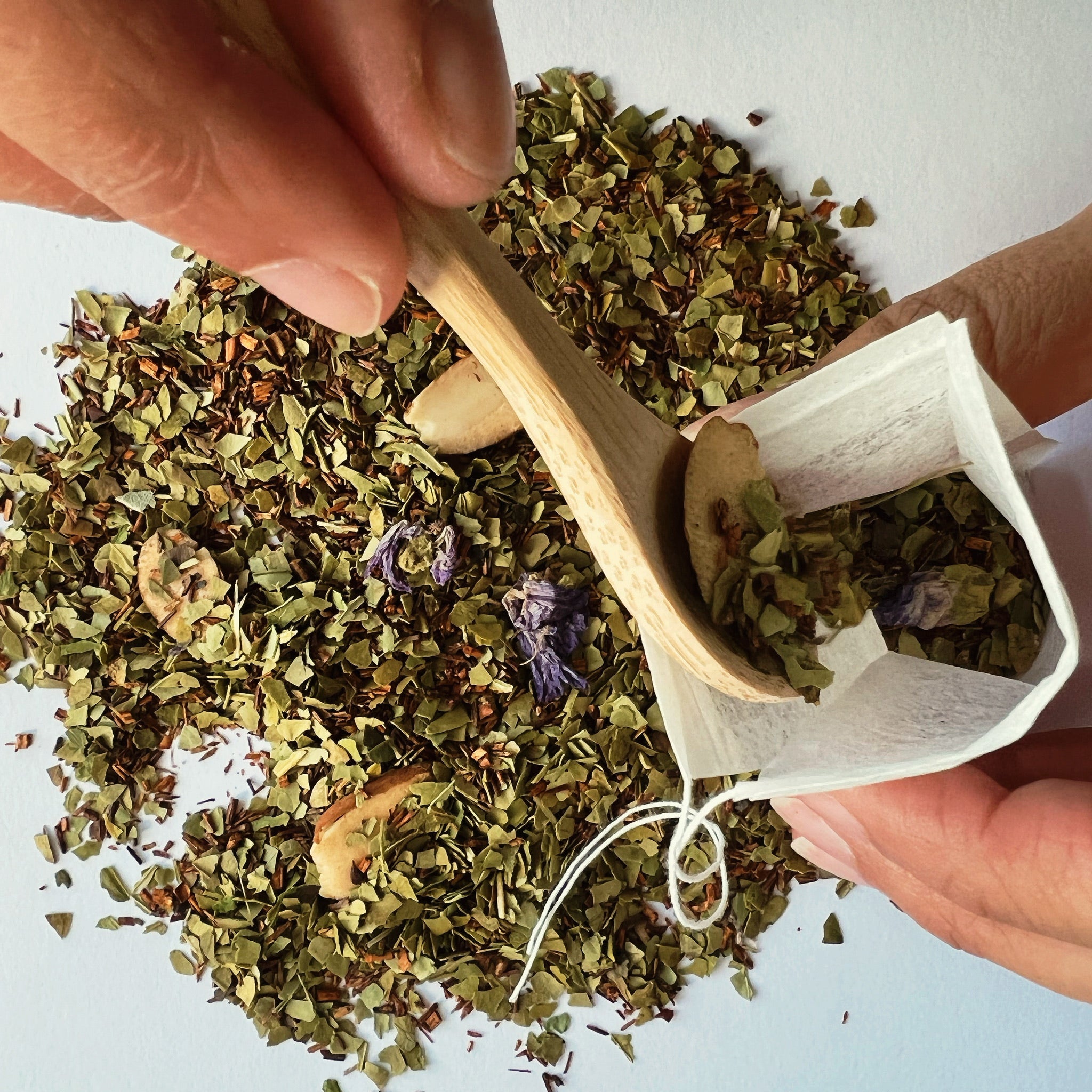 Big Black Tea: Molten Herbal Blend | Collector's Edition